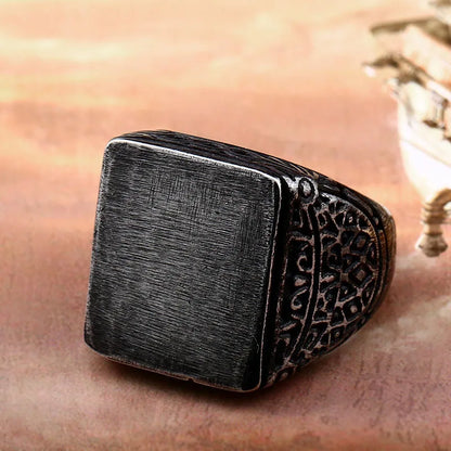 The Brushed Signet Ring
