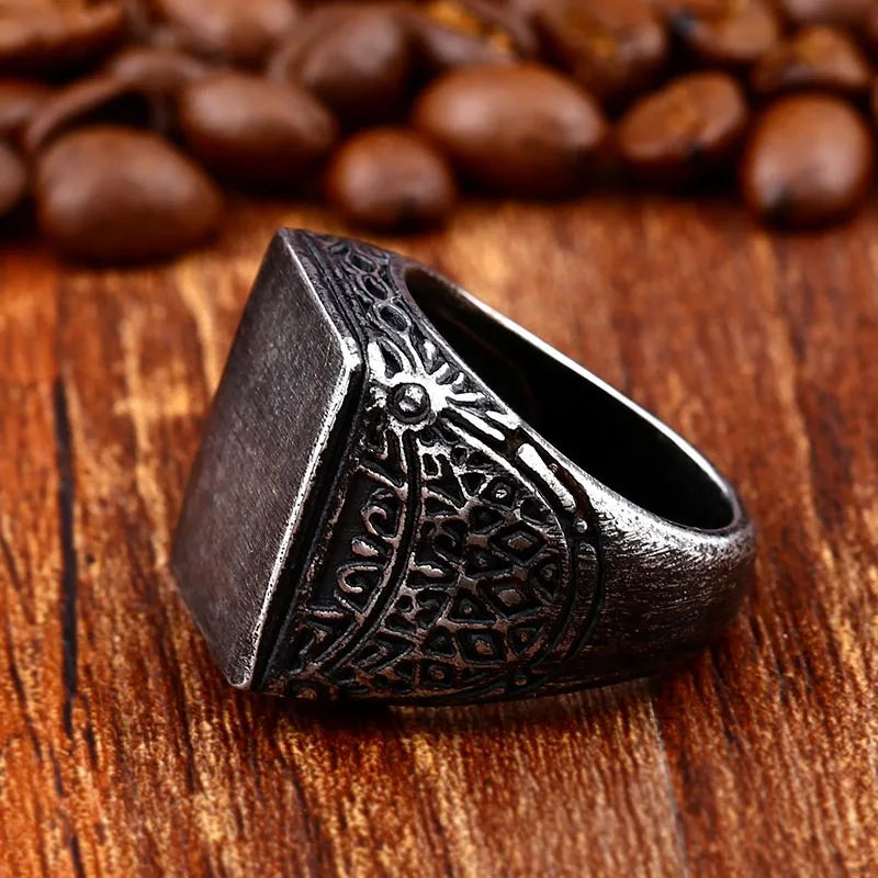 The Brushed Signet Ring