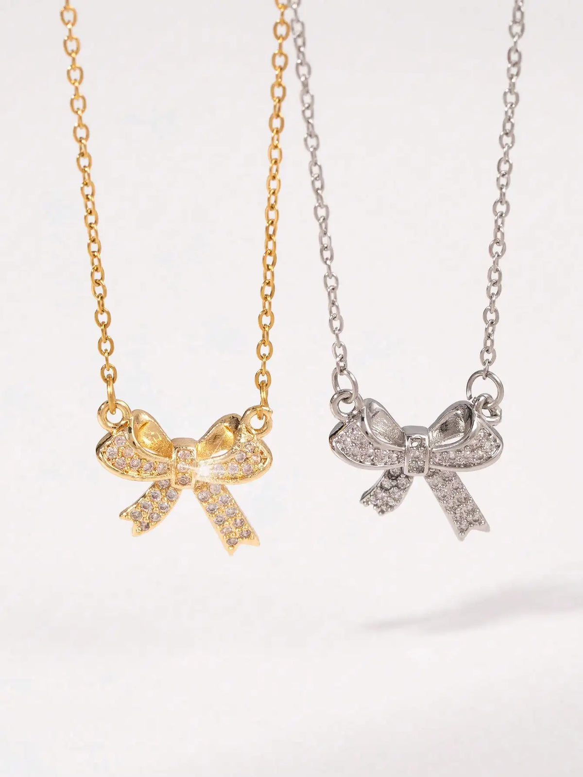 The Bow Necklace