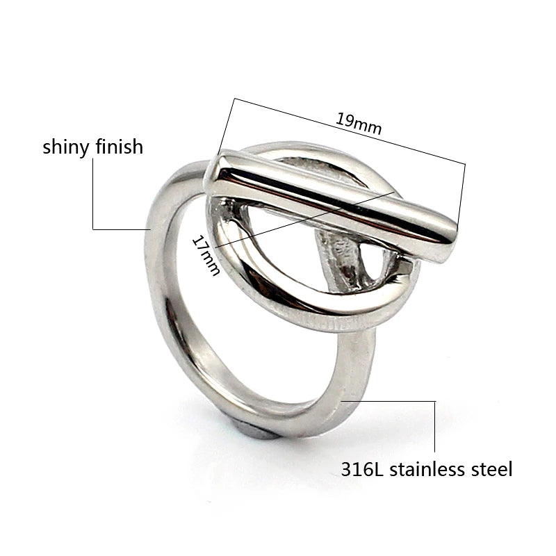 The Sculpted Ring