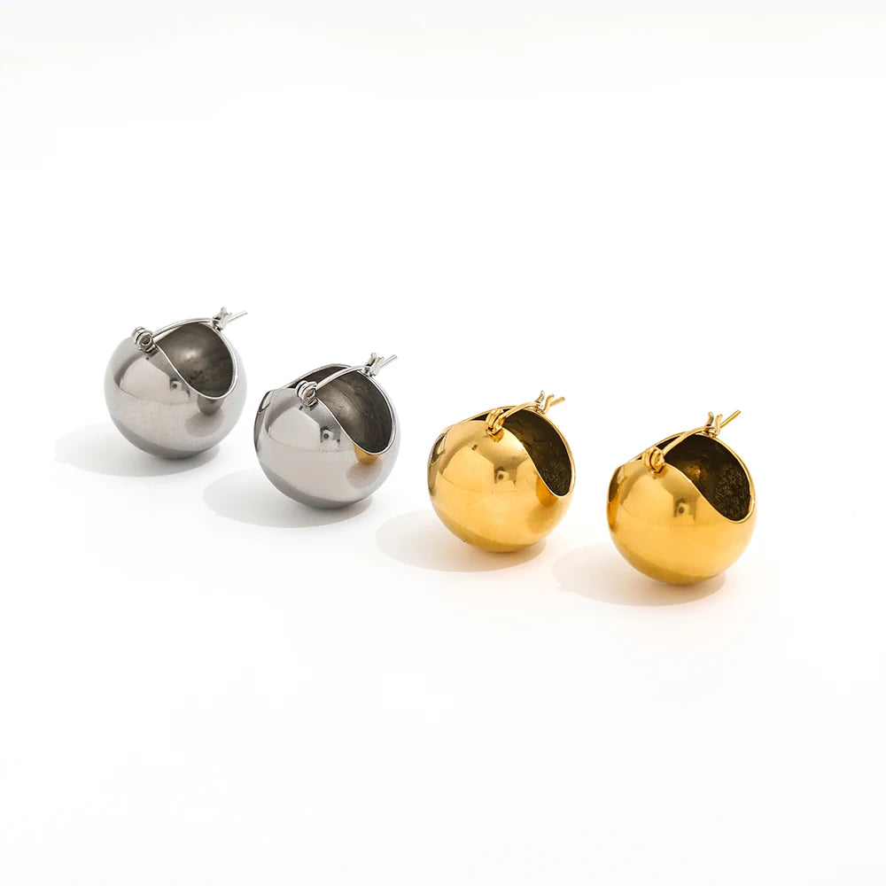 The Sculptural Hoops